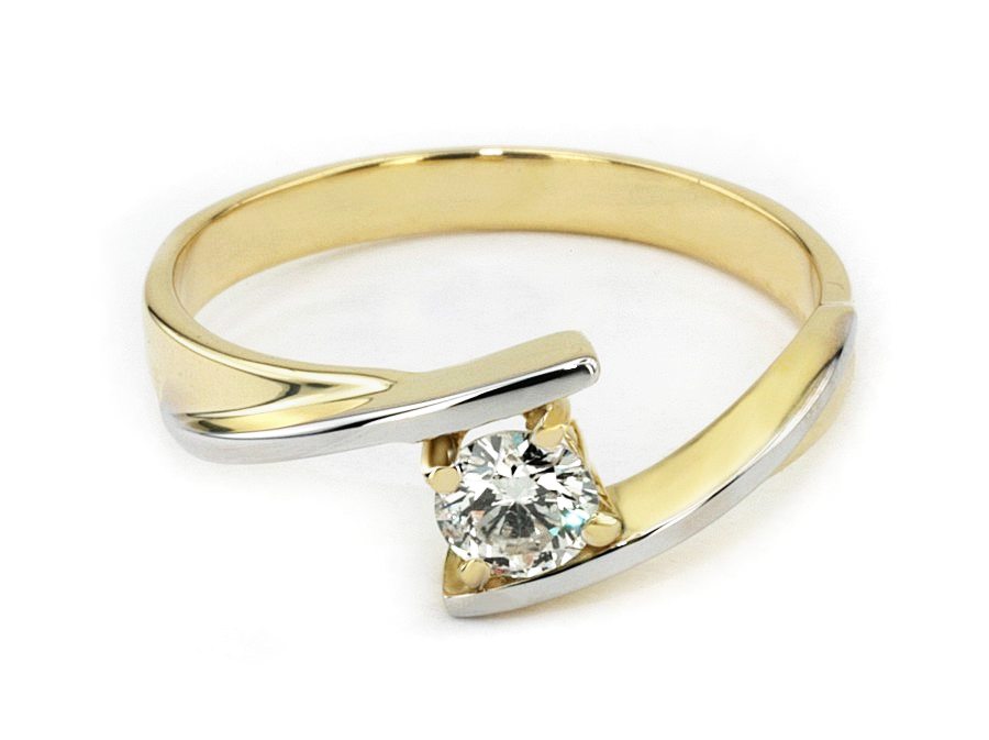 Złoty pierścionek z brylantem - 1154br_VS_H — zdjęcie 2