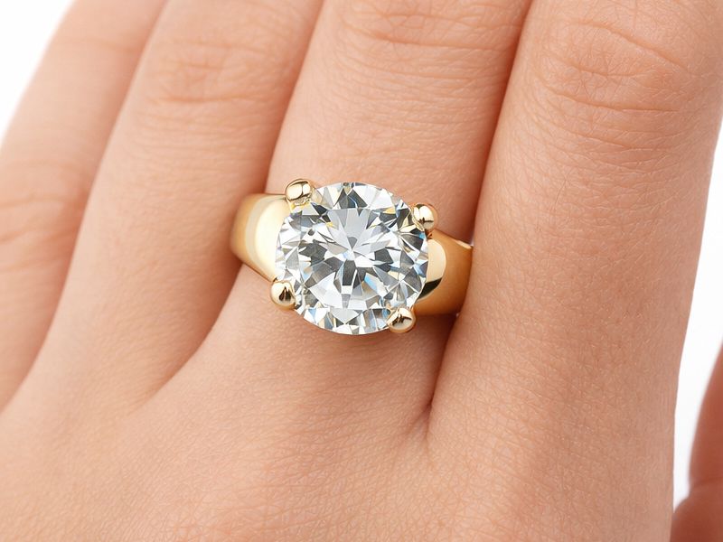 Złoty pierścionek z cyrkonią - 2400p — zdjęcie 2