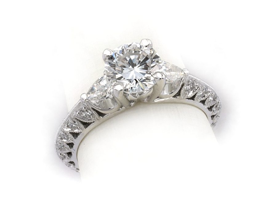 Pierścionek białe złoto z diamentami próba 750 - 2480skwpro — zdjęcie 3