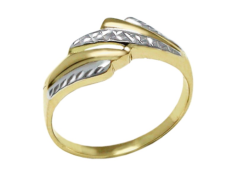 Złoty pierścionek z rodowanymi detalami - 7519