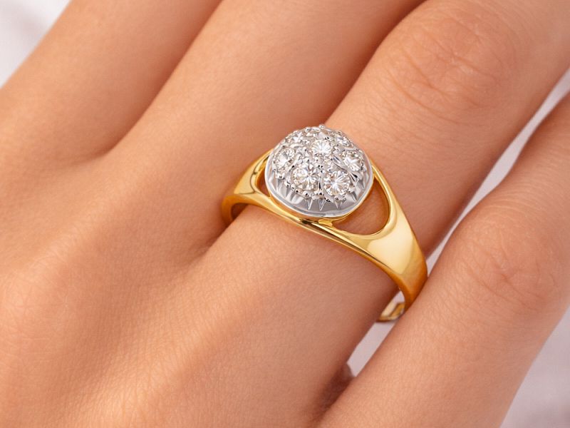 Złoty pierścionek z cyrkoniami - 7682 — zdjęcie 3