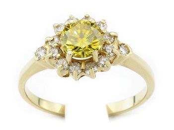 Złoty pierścionek z brylantem o żółtej barwie - 7874lemon_p - 1