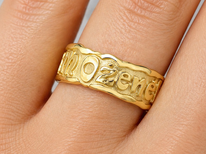 Obrączka złota z imieniem lub nazwiskiem - au11_13 — zdjęcie 3