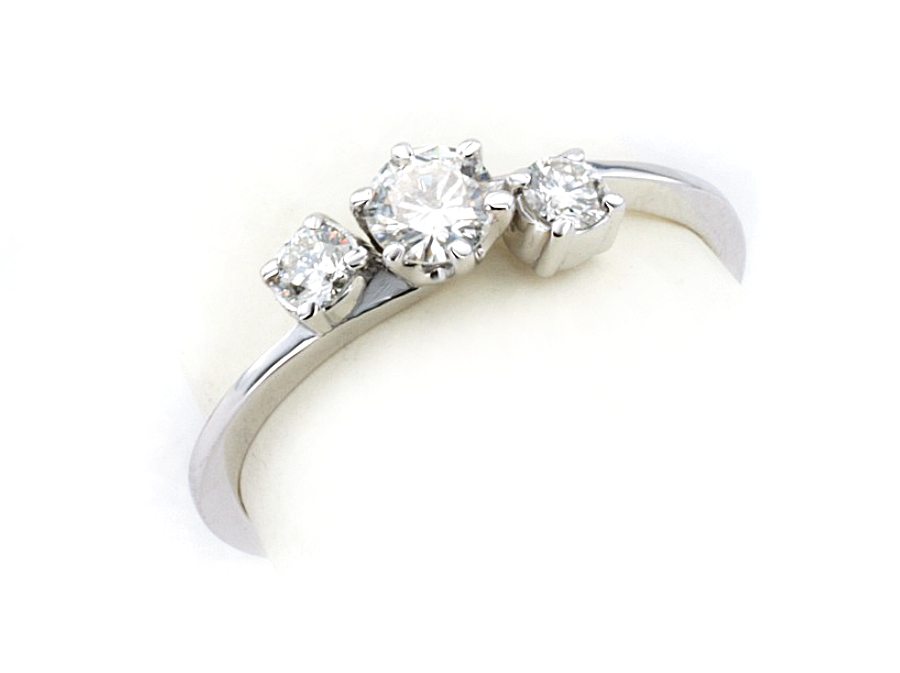 Złoty pierścionek z brylantami białe złoto - b20002br_Vs_H — zdjęcie 3