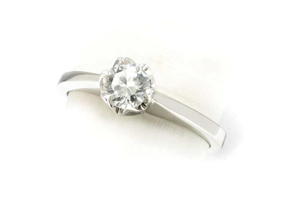 Złoty pierścionek z brylantem białe złoto - b540bbr_P_G — zdjęcie 3