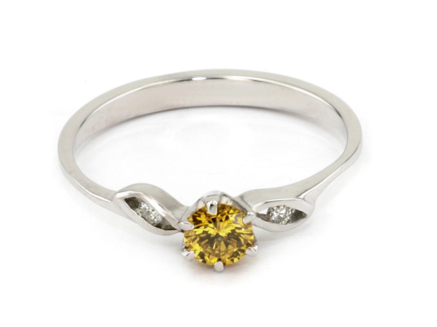 Pierścionek z brylantem białe złoto - bjg124gold_1_8_p — zdjęcie 2