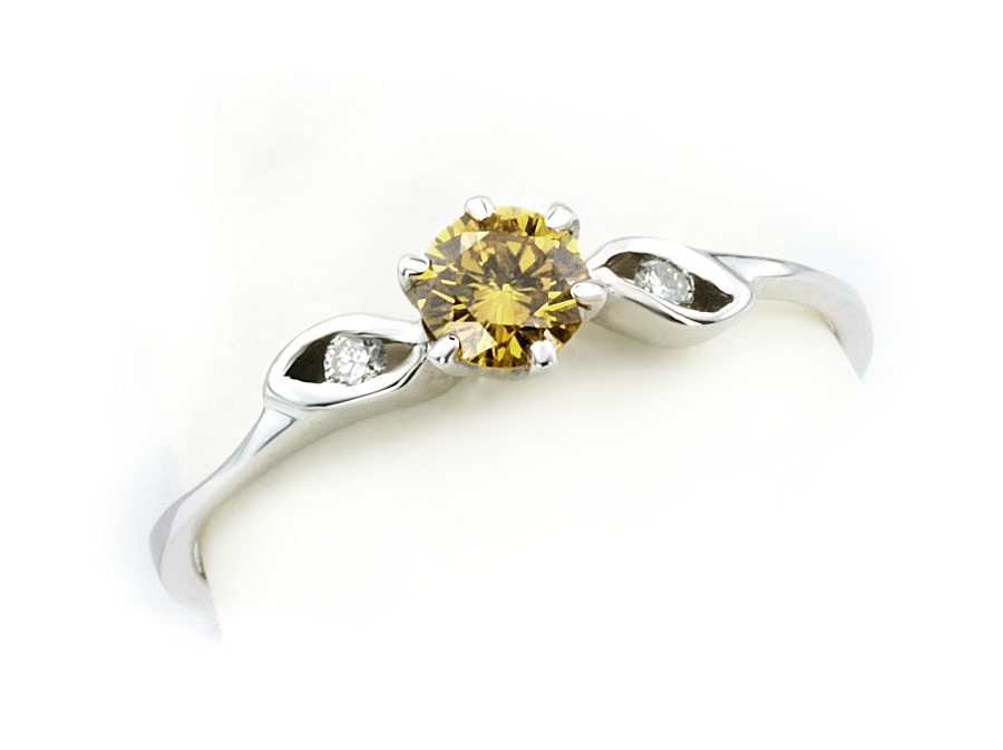 Pierścionek z brylantem białe złoto - bjg124gold_1_8_p — zdjęcie 3