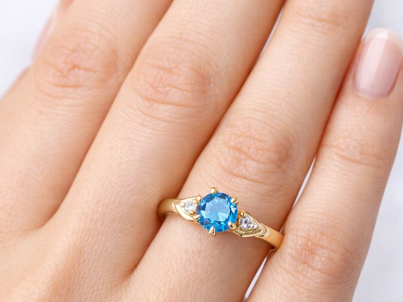 Złoty pierścionek ze spinelem i diamentami - jg1043z_spinel — zdjęcie 2