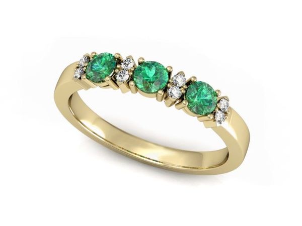 Złoty pierścionek ze szmaragdami i diamentami proba 585 — P15085ZSM