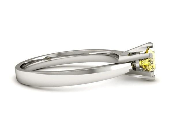 Złoty pierścionek z brylantem lemon - P15093bbr_lemon