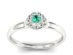 Złoty pierścionek ze szmaragdem i brylantami - P15249bsm