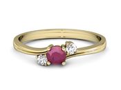 Złoty pierścionek z rubinem i brylantami - P15277zr - 2