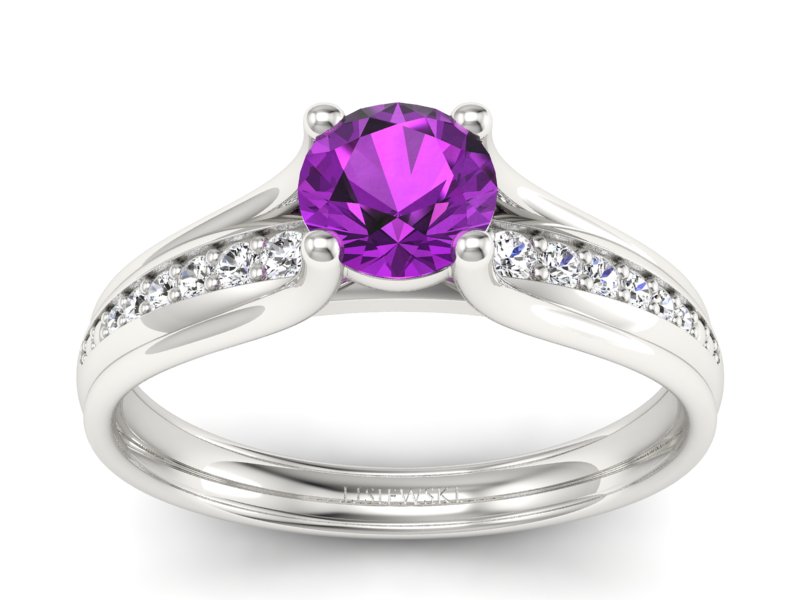 Złoty pierścionek z ametystem i brylantami - p16305bat