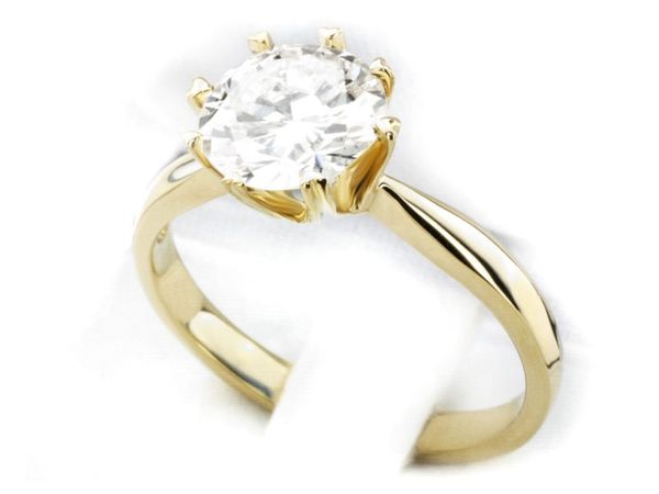 Złoty Pierścionek z diamentem w żółtym złocie - z1a_1_611