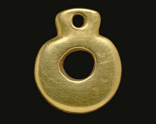 Złoty amulet z 3000 pne